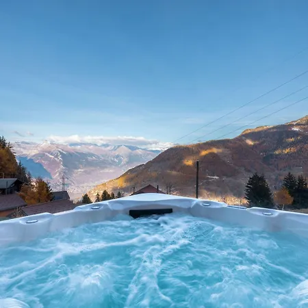 Belle Roche Recently Renovated Jacuzzi